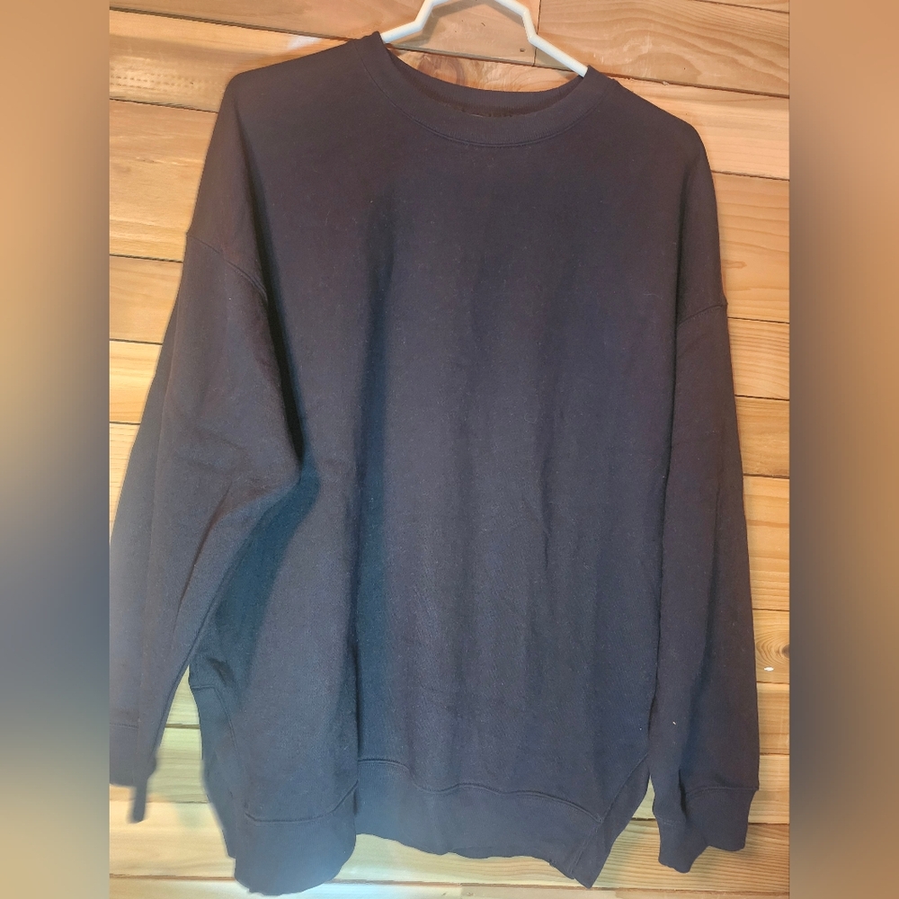 Victoria's Secret  Black Pullover Size Large